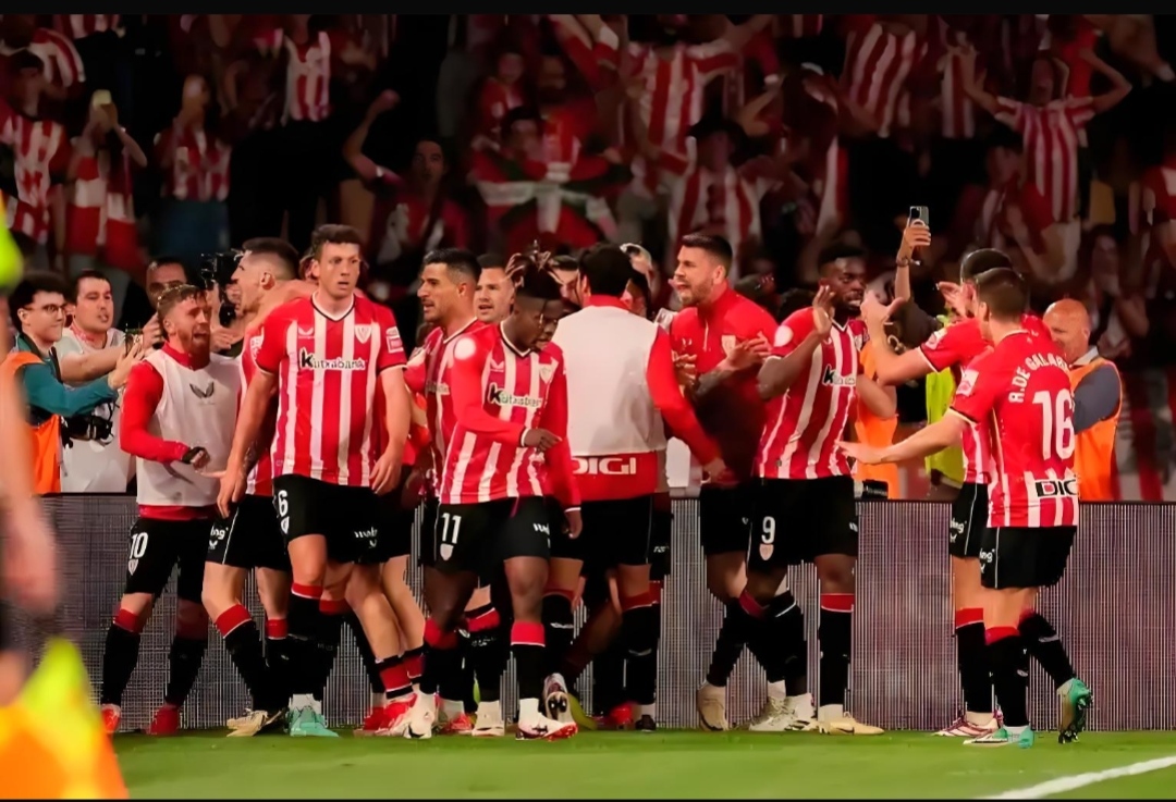 半岛体育竞技-众多球队争夺胜利，比赛激烈异常