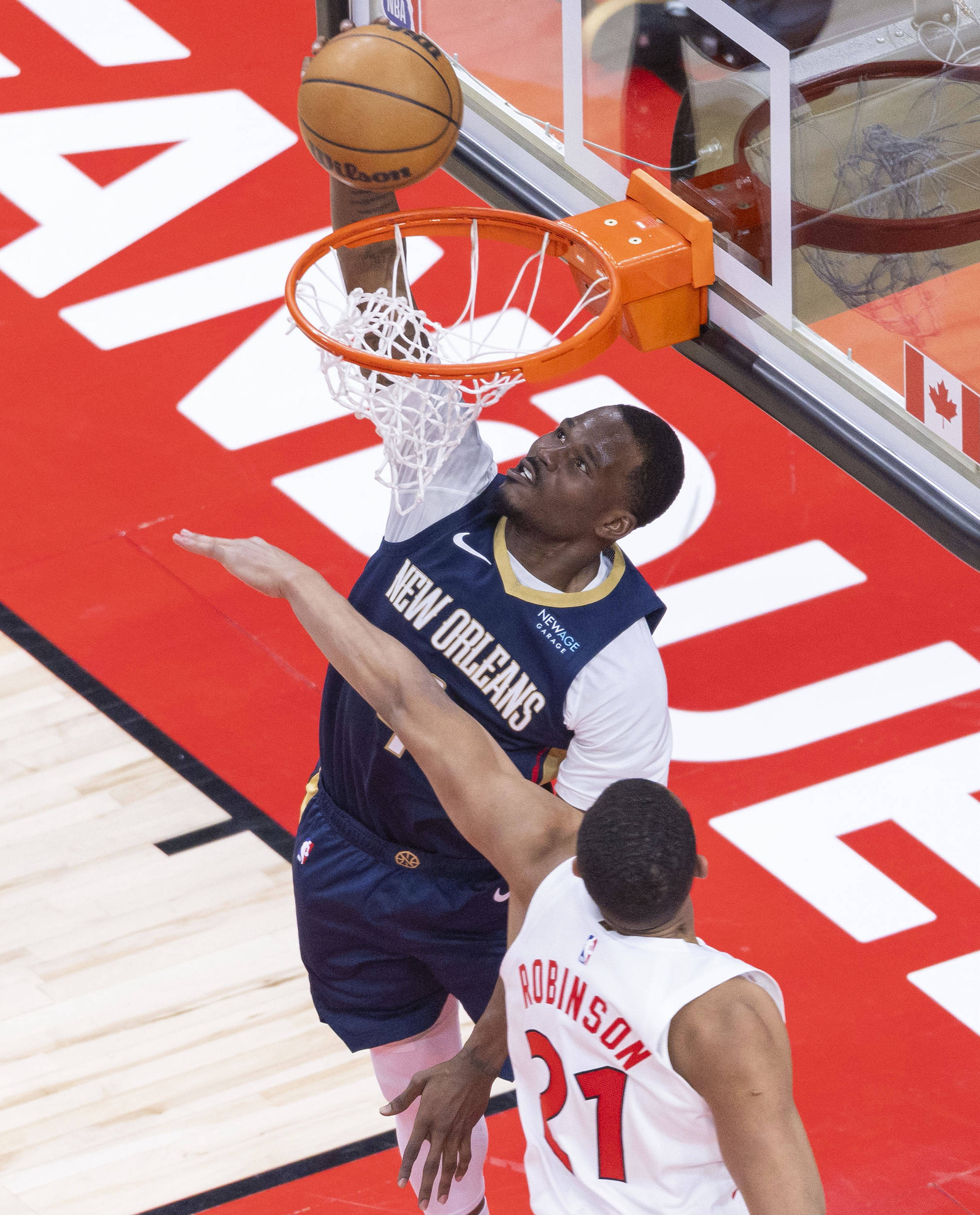 猛龙球员连续出现进攻破绽，输球连连