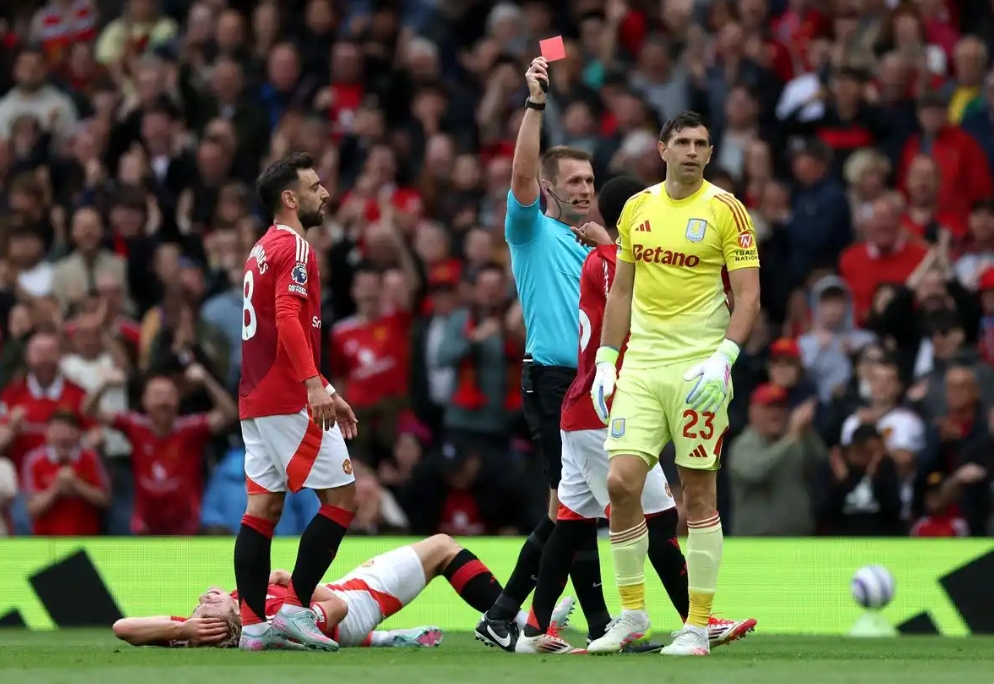 半岛体育官方-包含阿斯顿维拉客场憾负，失去三分状态堪忧的词条