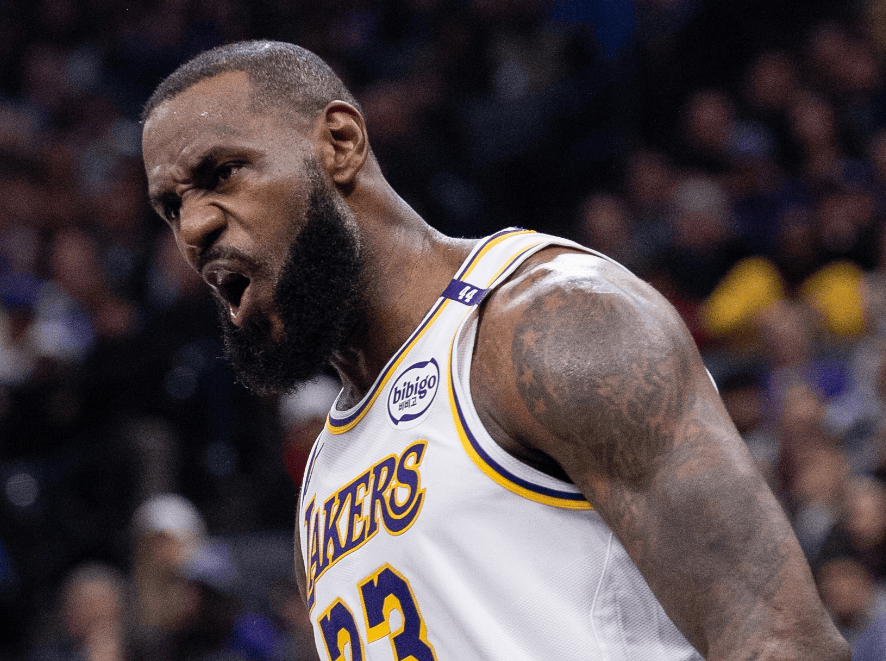 半岛体育登录-包含比赛中的争锋对决，火药味十足的词条