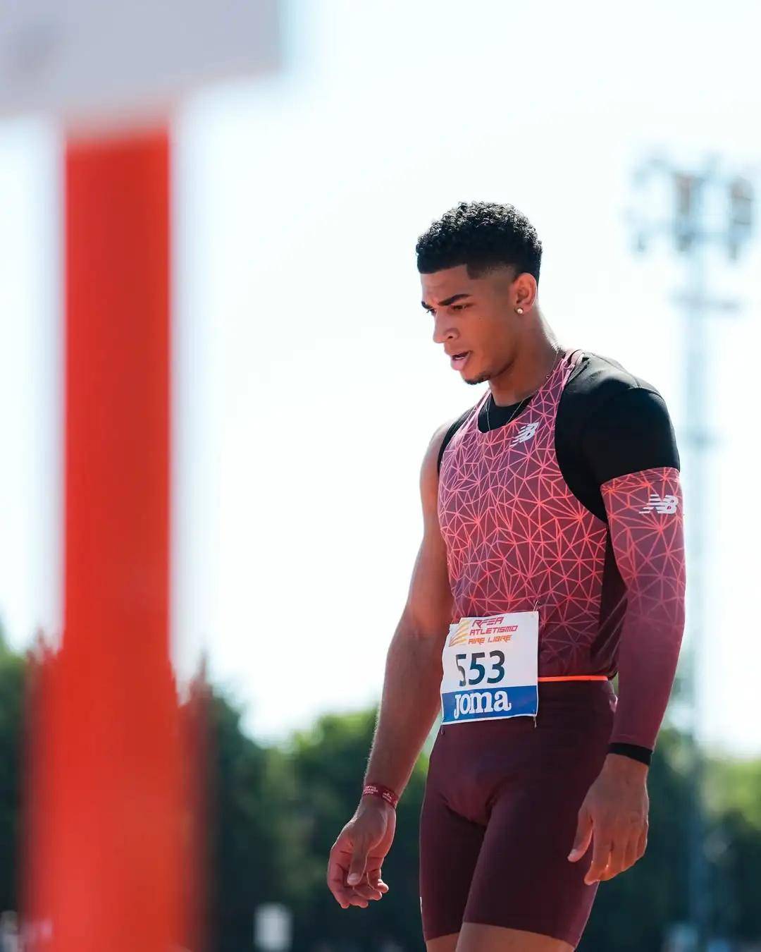 半岛体育视频-西班牙选手表现出色，引发热议