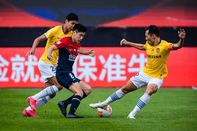 半岛体育网页版入口-苏宁击败泰达，积分榜位列前茅