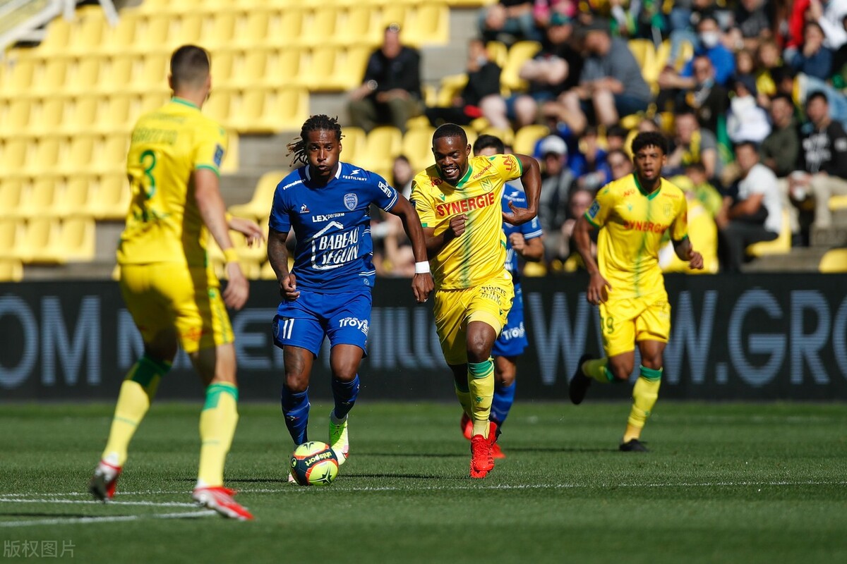 半岛体育官网-法甲升班马：特鲁瓦豪取三分，越战越勇的简单介绍