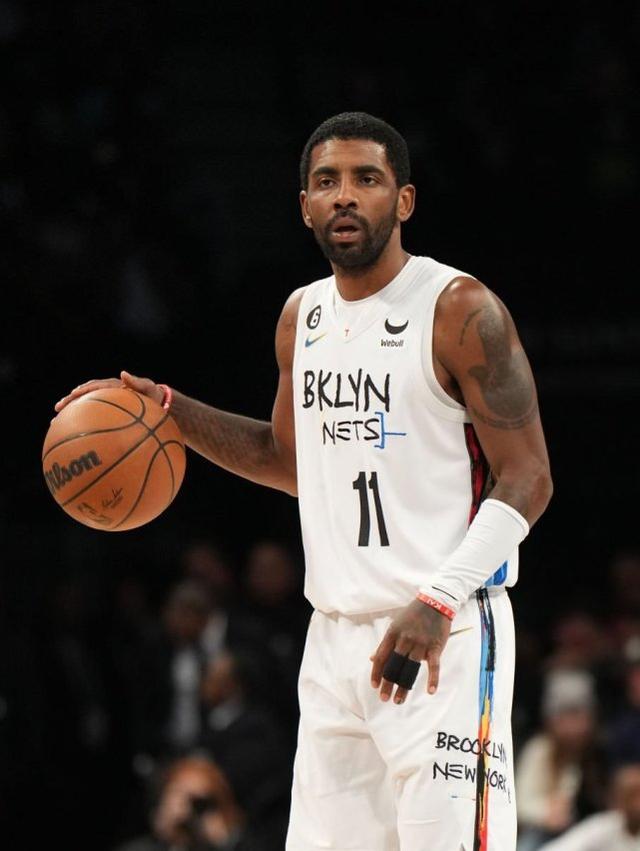 半岛体育官网-篮网逆转国王，欧文单场突破35分