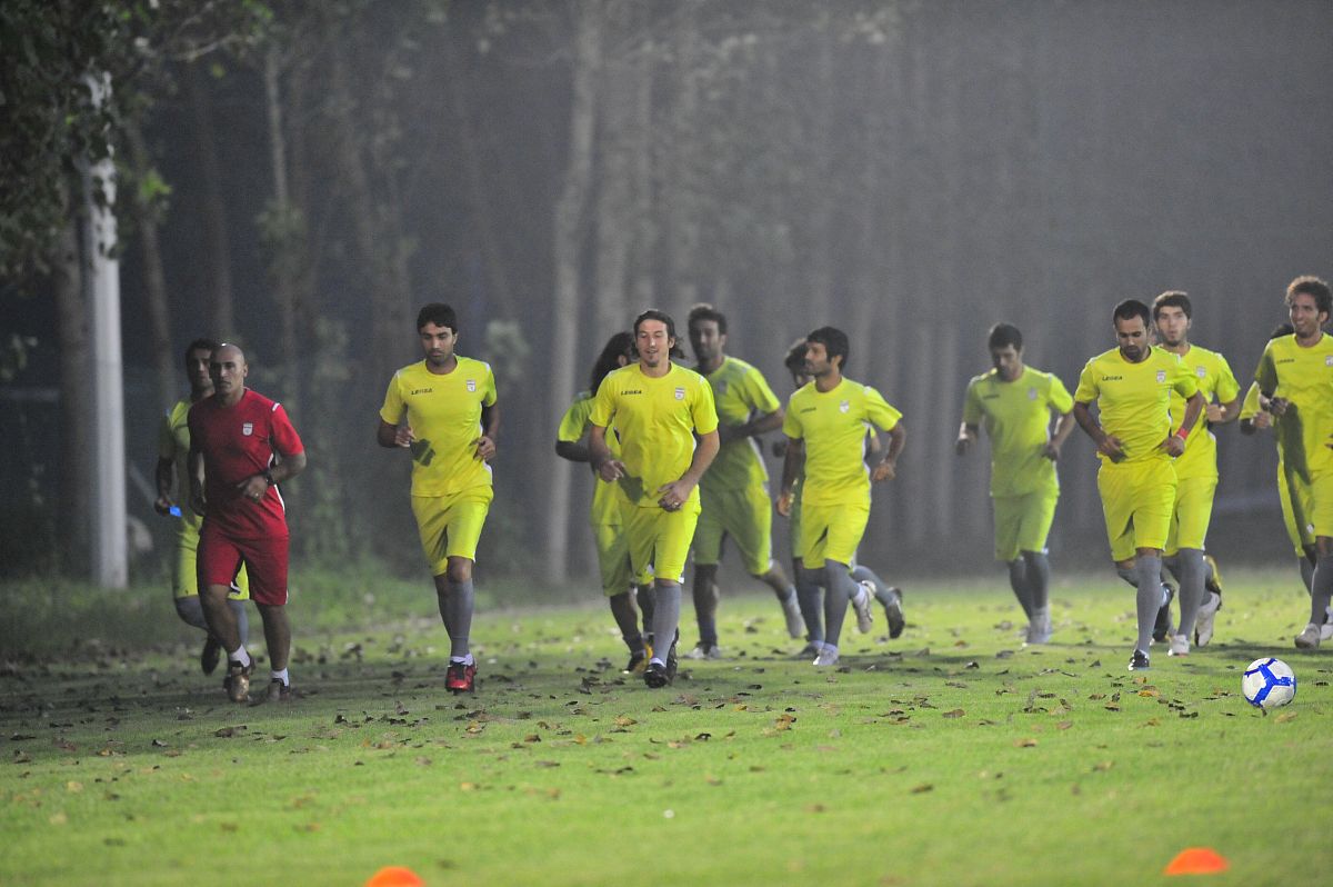 对手在中超比赛中展现出强大的实力