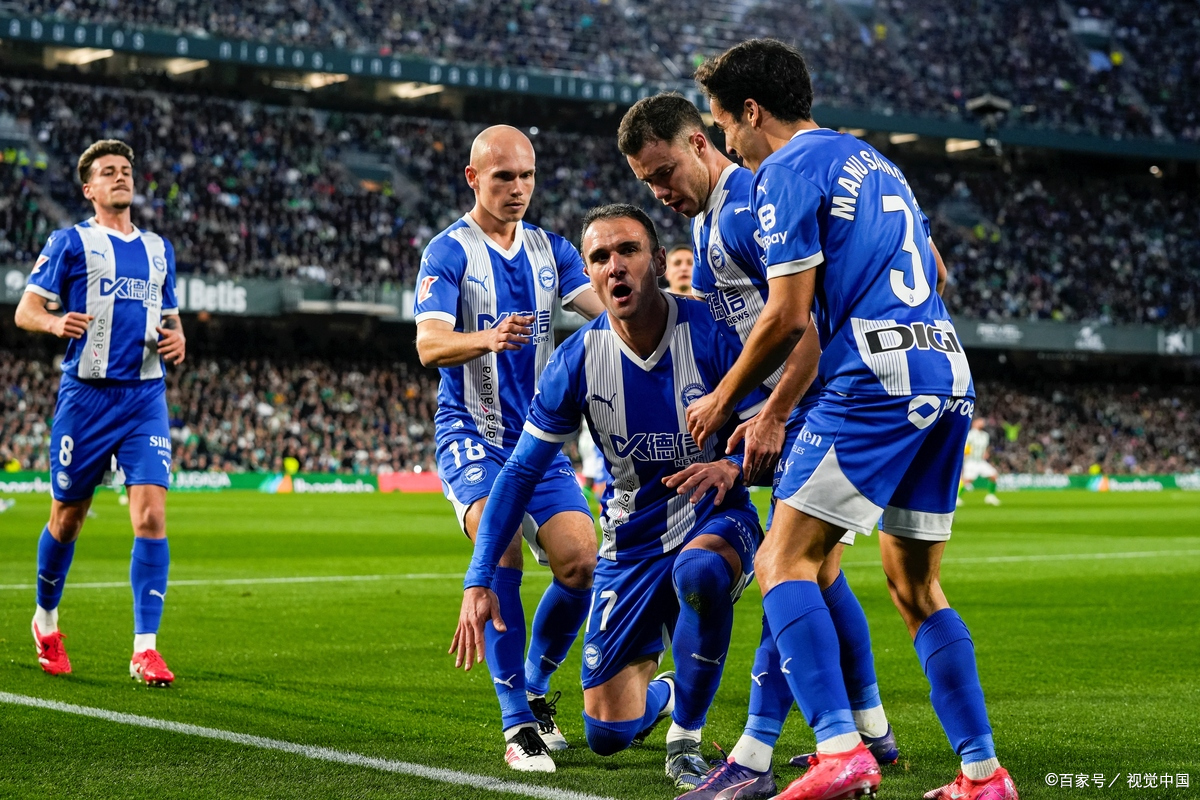 关于阿贾克斯主场面对西甲劲旅皇家社会的信息